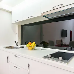 Rea Apartment
